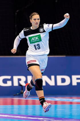 Handball, Frauen: WM 2019, Vorrunde, Gruppe B, 1. Spieltag , Deutschland - Brasilien Julia Behnke (Deutschland Rostov Don) Jubel Freude Emotion Yamaga City Overall Gymnasium Kumamoto Japan