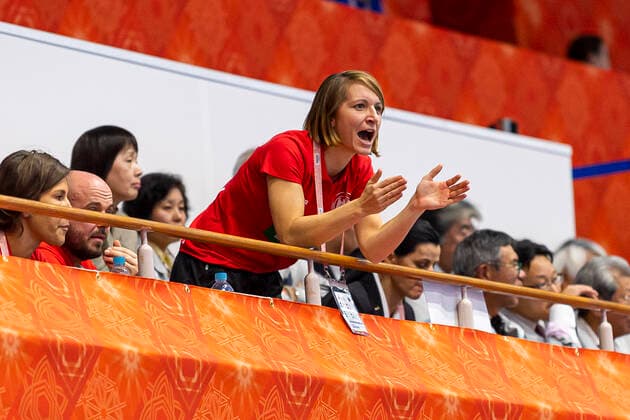 Handball, Frauen: WM 2019, Vorrunde, Gruppe B, 1. Spieltag , Deutschland - Brasilien Teammanagerin Maren Baumbach (Deutschland) Yamaga City Overall Gymnasium Kumamoto Japan