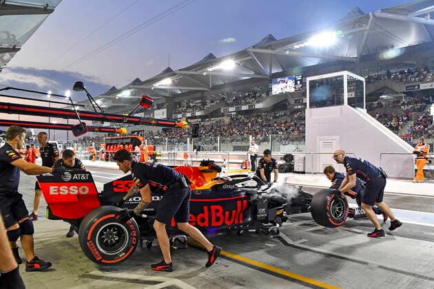 Motorsports: FIA Formula One World Championship, WM, Weltmeisterschaft 2019, Grand Prix of Abu Dhabi, 33 Max Verstappen (NLD, Aston Martin Red Bull Racing), Abu Dhabi United Arab Emirates