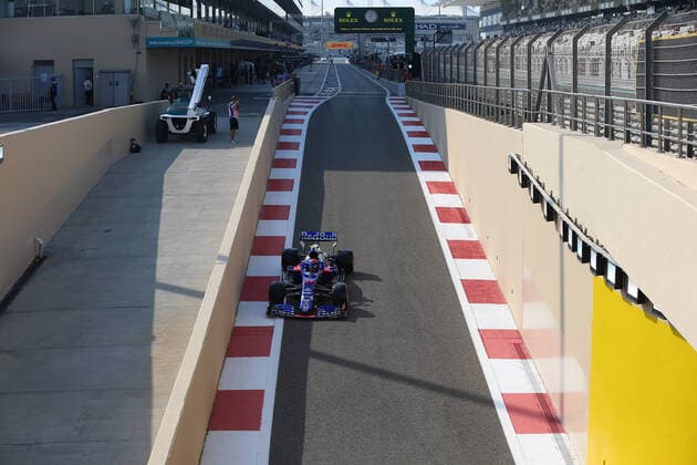 Pierre Gasly, Toro Rosso, formula 1 GP, Abu Dhabi, Yas Marina Circuit, VAE, 30.11.2019 Photo:mspb Jean Petin Pierre Gasly, formula 1 GP, Abu Dhabi, Yas Marina Circuit,