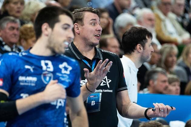 THW Kiel - Montpellier HB am 30.11.2019 Filip Jicha ( Coach, THW Kiel), THW Kiel - Montpellier HB in der VELUX EHF Champions League, Gruppe B am 10. Spieltag in der Sparkassen-Arena (Kiel) am 30.11.2019) Copyright: xBEAUTIFULxSPORTS Angenendtx