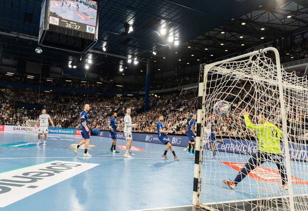 Sport Bilder des Tages THW Kiel - Montpellier HB am 30.11.2019 THW Kiel - Montpellier HB in der VELUX EHF Champions League, Gruppe B am 10. Spieltag in der Sparkassen-Arena (Kiel) am 30.11.2019) Copyright: xBEAUTIFULxSPORTS Angenendtx