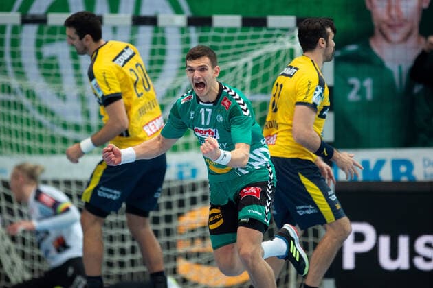 Minden, Deutschland 30.11.2019: 1. Handball-Bundesliga - 2019 2020 - GWD Minden vs. Rhein-Neckar Löwen Aliaksandr Padshyvalau (Minden) Minden Nordrhein-Westfalen Deutschland Kampa Halle