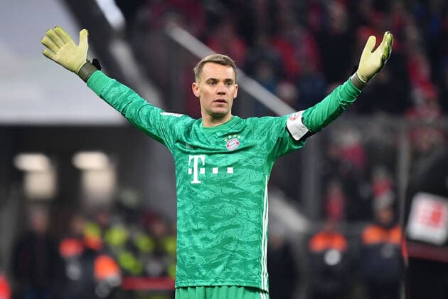 Sport Bilder des Tages Manuel NEUER (Torwart FC Bayern Muenchen), Gestik, Aktion,Einzelbild,angeschnittenes Einzelmotiv,Halbfigur,halbe Figur. Fussball 1. Bundesliga,13.Spieltag,Spieltag13, FC Bayern Muenchen M) - Bayer 04 Leverkusen (LEV) 1-2, am 30.11.2019 in Muenchen A L L I A N Z A R E N A, DFL REGULATIONS PROHIBIT ANY USE OF PHOTOGRAPHS AS IMAGE SEQUENCES AND OR QUASI-VIDEO.