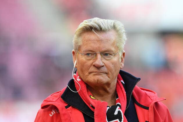 Fussball, 1.BL Saison 2019 2020, 1.FC Köln vs FC Augsburg, 30.11.2019, Rheinenergiestadion Köln Michael Trippel, FC Köln Stadionsprecher *** Football, 1 BL Season 2019 2020, 1 FC Cologne vs. FC Augsburg, 30 11 2019, Rheinenergiestadion Cologne Michael Trippel, FC Cologne Stadium Speaker