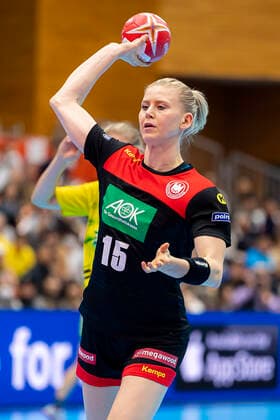 Handball, Frauen: WM 2019, Vorrunde, Gruppe B, 2. Spieltag , Australien - Deutschland Kim Naidzinavicius (Deutschland Bietigheim) Yamaga City Overall Gymnasium Kumamoto Japan