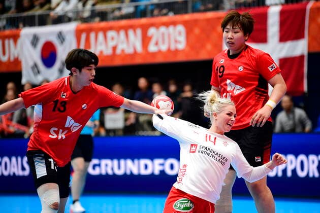 Lotte Griegel i aktion da Danmark moeder Sydkorea, i den indledende runde i Gruppe B, under Kvindernes Haandbold VM i Kumamoto Prefectural Gymnasium i Japan, soendag den 1. december 2019. . , Kumamoto Denmark Copyright: BoxAmstrupx COP222 spdk20191201-125036-L