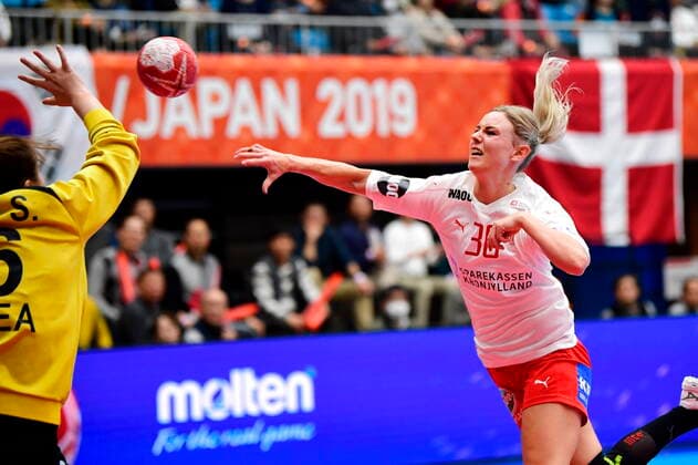 Freja Cohrt i aktion da Danmark moeder Sydkorea, i den indledende runde i Gruppe B, under Kvindernes Haandbold VM i Kumamoto Prefectural Gymnasium i Japan, soendag den 1. december 2019. , Kumamoto Denmark Copyright: BoxAmstrupx COP222 spdk20191201-134317-L