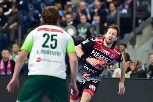 01.12.2019 - Handball - 1. Bundesliga LIQUI MOLY HBL - Saison 2019 2020 - 16.Spieltag: HC Erlangen Metropolregion Nürnberg HCE - HSG Wetzlar - OGo - Nikolai Link (33, HC Erlangen HCE )