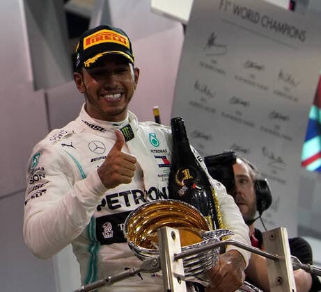 FORMULA 1 ETIHAD AIRWAYS ABU DHABI GRAND PRIX 2019 01.12.2019, Yas Marina Circuit, Abu Dhabi, FORMULA 1 ETIHAD AIRWAYS ABU DHABI GRAND PRIX 2019 , im Bild Podium: Sieger Lewis Hamilton (GB 44), Mercedes-AMG Petronas Motorsport