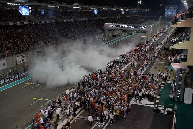 FORMULA 1 ETIHAD AIRWAYS ABU DHABI GRAND PRIX 2019 01.12.2019, Yas Marina Circuit, Abu Dhabi, FORMULA 1 ETIHAD AIRWAYS ABU DHABI GRAND PRIX 2019 , im Bild Sieger Lewis Hamilton (GB 44), Mercedes-AMG Petronas Motorsport, 2.Platz für Max Verstappen (NEL 33), Aston Martin Red Bull Racing, 3.Platz für Charles Leclerc (MCO 16), Scuderia Ferrari Mission Winnow