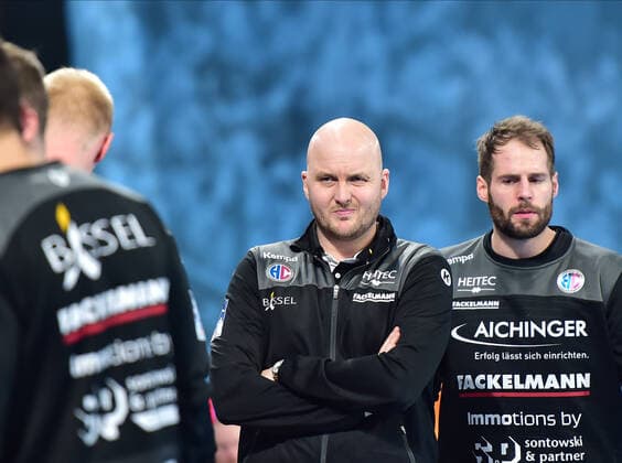 01.12.2019 - Handball - 1. Bundesliga LIQUI MOLY HBL - Saison 2019 2020 - 16.Spieltag: HC Erlangen Metropolregion Nürnberg HCE - HSG Wetzlar - OGo - Adalsteinn Eyjolfsson (Trainer HC Erlangen HCE )