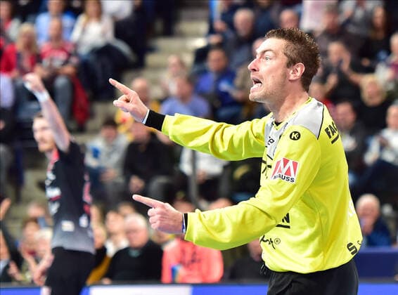 01.12.2019 - Handball - 1. Bundesliga LIQUI MOLY HBL - Saison 2019 2020 - 16.Spieltag: HC Erlangen Metropolregion Nürnberg HCE - HSG Wetzlar - OGo - Carsten Lichtlein (1, HC Erlangen HCE ) Jubel Freudex