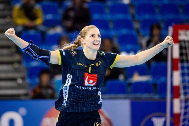 191202 Linn Blohm of Sweden celebrates during the Women s World Handball Championship match between China and Sweden on December 2, 2019 in Kumamoto. Photo: Ludvig Thunman BILDBYRAN kod LT 35690 bbeng dam women handball handboll world handball championship 2019 sverige sweden china kinak jubel Copyright: LUDVIGxTHUNMAN BB191202LT011