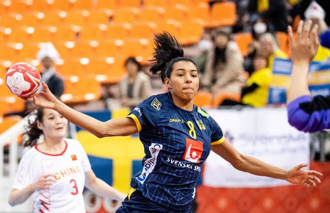 191202 Jamina Roberts of Sweden during the Women s World Handball Championship match between China and Sweden on December 2, 2019 in Kumamoto. Photo: Ludvig Thunman BILDBYRAN kod LT 35690 bbeng dam women handball handboll world handball championship 2019 sverige sweden china kina Copyright: LUDVIGxTHUNMAN BB191202LT039