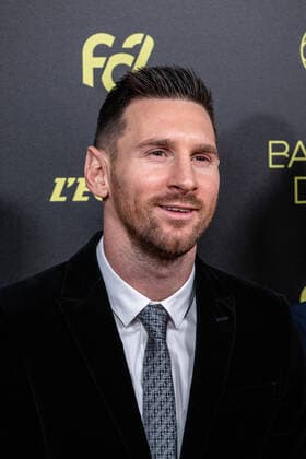 (191203) -- PARIS, Dec. 3, 2019 (Xinhua) -- Barcelona s Argentinian forward Lionel Messi arrives to attend the Ballon d Or 2019 awards ceremony at the Theatre du Chatelet in Paris, France, Dec. 2, 2019. (Photo by Aurelien Morissard Xinhua) (SP)FRANCE-PARIS-SOCCER-BALLON D OR 2019 AWARDS 