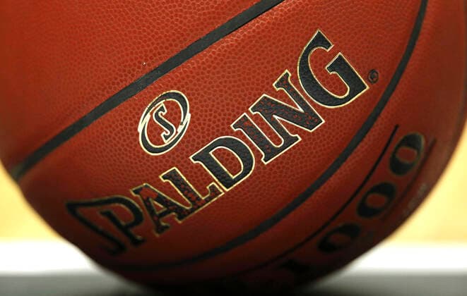 der Ball , Spielball Basketball Herren BBL am Sa. 16.11.2019 Hamburg Towers - BG 74 Göttingen