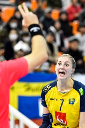 191203 Linn Blohm of Sweden reacts during the Women s World Handball Championship match between Sweden and Japan on December 3, 2019 in Kumamoto. Photo: Ludvig Thunman BILDBYRAN kod LT 35691 bbeng dam women handball handboll world handball championship 2019 sverige sweden japan Copyright: LUDVIGxTHUNMAN BB191203LT051