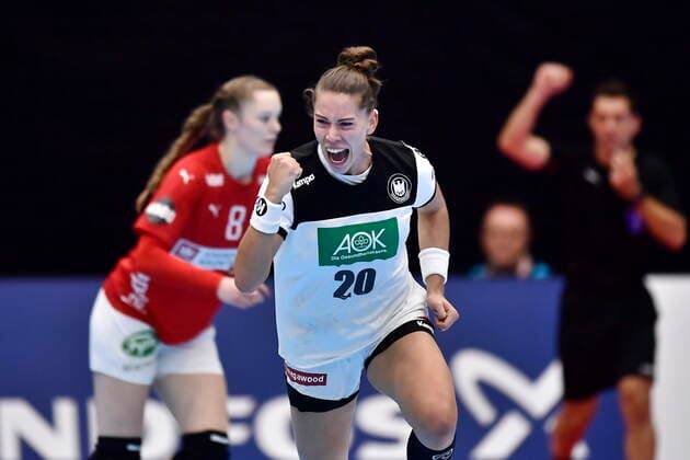Bölk, Tyskland (20) jubler da Danmark moeder Tyskland, i den indledende runde i Gruppe B, under Kvindernes Haandbold VM i Kumamoto Prefectural Gymnasium i Japan, tirsdag den 3. december 2019. , Kumamoto Denmark Copyright: BoxAmstrupx COP222 spdk20191203-125010-L