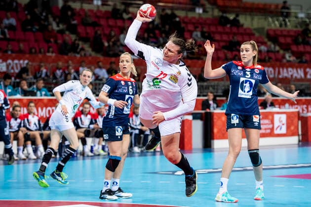 191203 Dragana Cvijic of Serbia during the Women s World Handball Championship game between Norway and Serbia on December 3, 2019 in Kumamoto. Photo: Daniel Stiller Bildbyran kod DS 59413 bbeng dam women handball handboll world handball championship 2019 norway norge handball vm serbien serbia Copyright: DANIELxSTILLER BB191203DS079