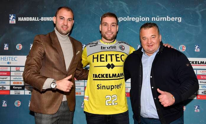Sport Bilder des Tages 03.12.2019 - Handball - 1. Bundesliga - Saison 2019 2020 - HC Erlangen HCE - Pressekonferenz Pressetermin Medientermin - - Klemen Ferlin mit Berater Manager