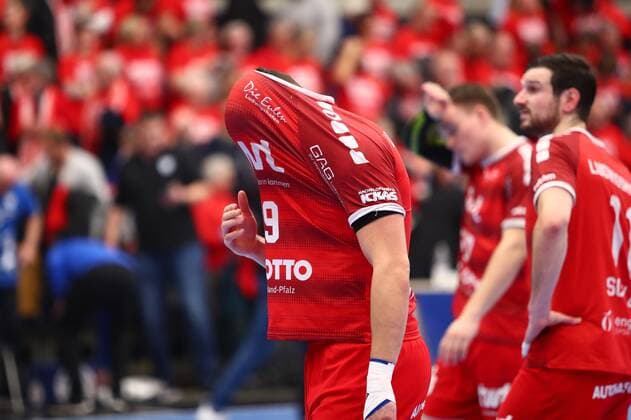 Sport Bilder des Tages Jan Remmlinger (Ludwigshafen) ist enttaeuscht ueber die Niederlage gegen Lemgo Eulen Ludwigshafen vs TBV Lemgo, Handball, DHB-Pokal, 03.12.2019 Eulen Ludwigshafen vs TBV Lemgo, Handball, DHB-Pokal, 03.12.2019 Ludwigshafen Copyright: xWeissx Eibner-Pressefotox EP_rws