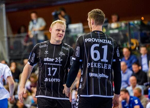Patrick Wiencek, (THW Kiel 17) Hendrik Pekeler, (THW Kiel 61) TVB 1898 Stuttgart - THW Kiel DHB Pokal Viertelfinale HBL 1.Handball-Bundesliga SCHARRrena Stuttgart Baden-Wuerttemberg Deutschland beim Spiel im DHB Pokal Viertelfinale, TVB 1898 Stuttgart - THW Kiel. Stuttgart. 03.12.19 Handball DHB Pokal , Stuttgart Baden Wuerttemberg Deutschland