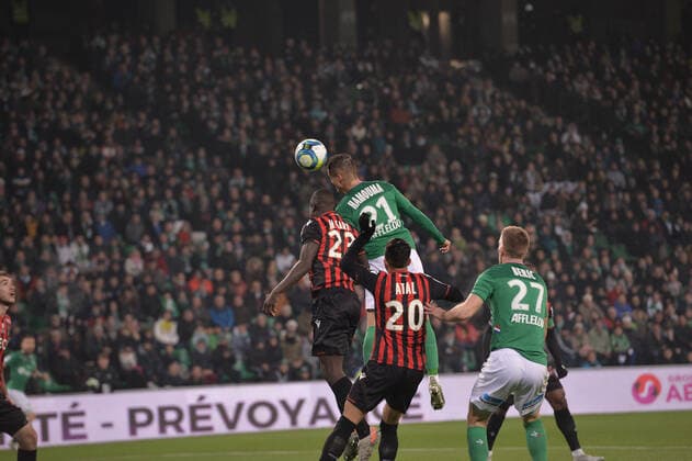 Romain Hamouma (saint etienne) vs Malang Sarr (nice) FOOTBALL : AS Saint Etienne vs OGC Nice - Ligue 1 Conforama - 04 12 2019 FredericChambert Panoramic 