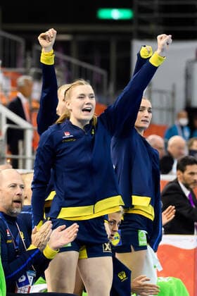191205 Johanna Forsberg of Sweden celebrates during the Women s World Handball Championship match between Sweden and Argentina on December 5, 2019 in Kumamoto. Photo: Ludvig Thunman BILDBYRAN kod LT 35694 bbeng dam women handball handboll world handball championship 2019 sverige sweden argentina jubel Copyright: LUDVIGxTHUNMAN BB191205LT005