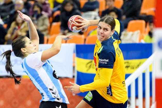 191205 Carin Strömberg of Sweden during the Women s World Handball Championship match between Sweden and Argentina on December 5, 2019 in Kumamoto. Photo: Ludvig Thunman BILDBYRAN kod LT 35694 bbeng dam women handball handboll world handball championship 2019 sverige sweden argentina Copyright: LUDVIGxTHUNMAN BB191205LT038