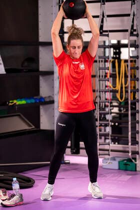 Handball, Frauen: WM 2019, Vorrunde, Gruppe B, Media Day - Krafttraining - Deutschland Mia Zschocke (Deutschland Leverkusen) Yamaga City Kumamoto Japan