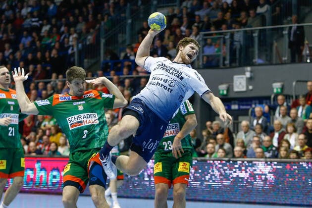 05.12.2019, xtgx, Handball Liqui Moly HBL, SC Magdeburg - SG Flensburg-Handewitt emspor, v.l. Johannes Golla (Flensburg, 4) wirft Tor, Torschuetze, erzielt Tor, Treffer, scores the goal GETEC Arena