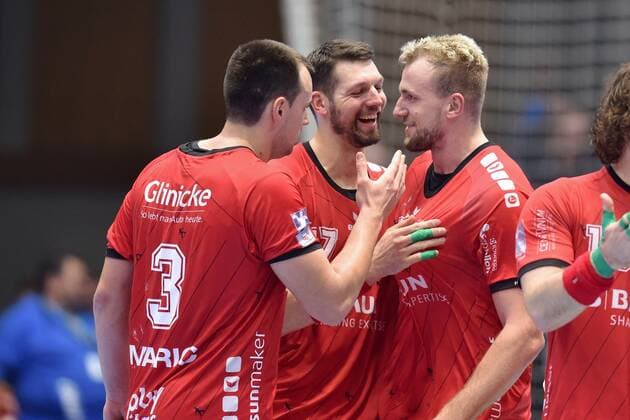 Jubel nach dem Sieg bei Julius Kuehn (MT Melsungen) (M), Marino Maric (L), Felix Danner (M) , GER, MT Melsungen - Die Eulen Ludwigshafen, Handball, 1. Bundesliga Maenner, 05.12.2019, GER, MT Melsungen - Eulen Ludwigshafen, Handball, 1. Liga Maenner, 05.12.2019 Kassel Copyright: xSippel xEibner-Pressefotox EP_rsl