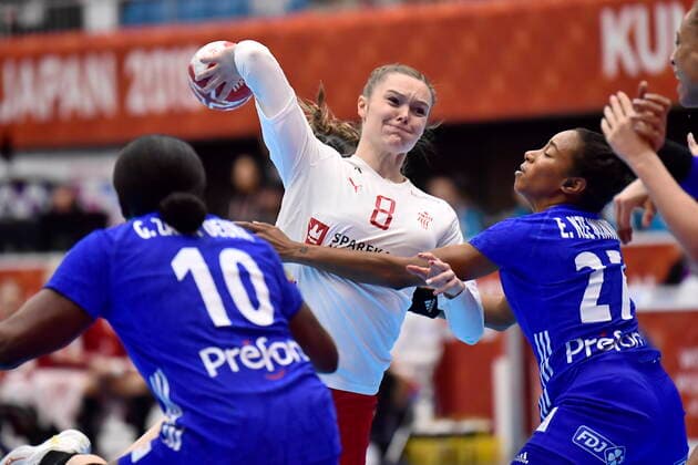 Anne Mette Hansen. Danmark moeder Frankrig, i den indledende runde i Gruppe B, under Kvindernes Haandbold VM i Kumamoto Prefectural Gymnasium i Japan, fredag den 6. december 2019. , Kumamoto Denmark Copyright: BoxAmstrupx cop222 spdk20191206-124128-L