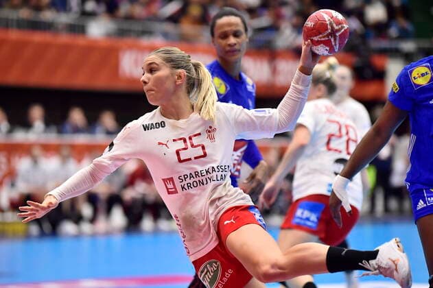 Trine OEstergaard. Danmark moeder Frankrig, i den indledende runde i Gruppe B, under Kvindernes Haandbold VM i Kumamoto Prefectural Gymnasium i Japan, fredag den 6. december 2019. , Kumamoto Denmark Copyright: BoxAmstrupx cop222 spdk20191206-134243-L