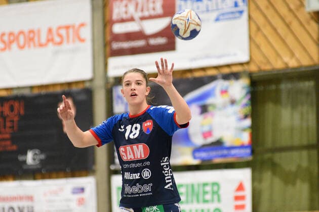 Lea Neubrander (SG H2Ku Herrenberg Kuties 18) TG Nuertingen, Handball, Ligaspiel, 06.12.2019, Foto:TBaur Eibner TG Nuertingen vs. SG H2ku Herrenberg Kuties Nuertingen Copyright: xBaur xEibner-Pressefotox EP_Toba