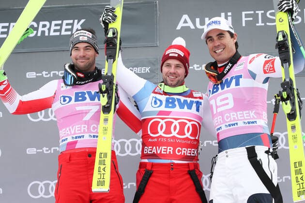 Bilder des Jahres 2019, Sport 12 Dezember Sport Themen der Woche KW49 Sport Bilder des Tages ALPINE SKIING - FIS WC Beaver Creek BEAVER CREEK,COLORADO,USA,07.DEC.19 - ALPINE SKIING - FIS World Cup, downhill men. Image shows the rejoicing of Vincent Kriechmayr (AUT), Beat Feuz (SUI) and Johan Clarey (FRA). GEPAxpictures xChristianxWalgram