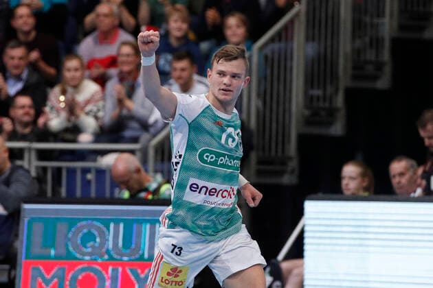 08.12.2019, TUI Arena, Hannover, Ligaspiel, 1. Bundesliga, TSV Hannover-Burgdorf vs Fuechse Berlin, im Bild Timo Kastening (73, Han.-Burgdorf) jubelt TSV Hannover-Burgdorf vs Fuechse Berlin