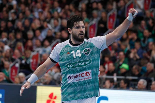 08.12.2019, TUI Arena, Hannover, Ligaspiel, 1. Bundesliga, TSV Hannover-Burgdorf vs Fuechse Berlin, im Bild Evgeni Pevnov (14, Han.-Burgdorf) jubelt nach seinem Tor TSV Hannover-Burgdorf vs Fuechse Berlin