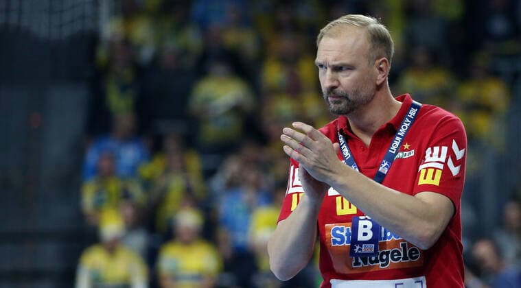 Handball, 1. Bundesliga: Rhein-Neckar-Löwen - Frisch Auf Göppingen, 16. Spieltag am 08.12.2019, Saison 2019 20, ZmdZ, Trainer Hartmut Mayerhoffer (FrischAuf Goeppingen), Rhein-Neckar-Löwen - Frisch Auf Göppingen