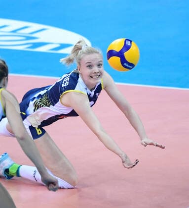 (191208) -- SHAOXING, Dec. 8, 2019 -- Jennifer Geerties of Imoco Volley Conegliano competes during the final match between Imoco Volley Conegliano of Italy and Eczaclbasl Vitra Istanbul of Turkey at 2019 FIVB Women s Club World Championship, WM, Weltmeisterschaft in Shaoxing, east China s Zhejiang Province, on Dec. 8, 2019. ) (SP)CHINA-SHAOXING-VOLLEYBALL-WOMEN S CLUB WORLD CHAMPIONSHIP (CN) HuangxZongzhi 