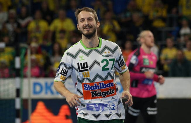 Handball, 1. Bundesliga: Rhein-Neckar-Löwen - Frisch Auf Göppingen, 16. Spieltag am 08.12.2019, Saison 2019 20, ZmdZ, Marco Rentschler (27, Goeppingen) erzielt einen treffer, Rhein-Neckar-Löwen - Frisch Auf Göppingen