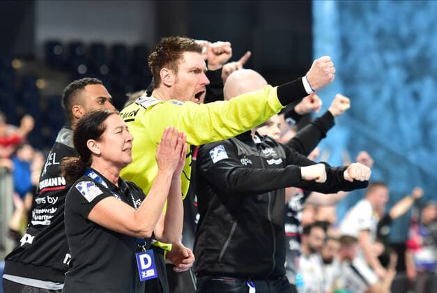 08.12.2019 - Handball - 1. Bundesliga LIQUI MOLY HBL - Saison 2019 2020 - 16.Spieltag: HC Erlangen Metropolregion Nürnberg HCE - SC DHfK Leipzig - OGo - Mannschaft Team Jubel Freude