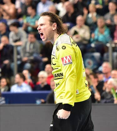 08.12.2019 - Handball - 1. Bundesliga LIQUI MOLY HBL - Saison 2019 2020 - 16.Spieltag: HC Erlangen Metropolregion Nürnberg HCE - SC DHfK Leipzig - OGo - Nikolas Katsigiannis (29, HC Erlangen HCE ) Jubel Freude