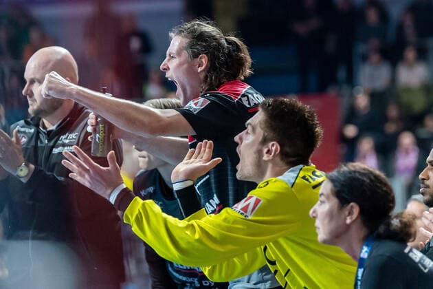 Jubel Bank HC-Erlangen GER, HC Erlangen vs SC DHfK Leipzig am 08.12.2019 in Nuernberg (Arena Nuernberger Versicherung), Deutschland, Eibner-Pressefoto, bfischu, - Handball, 1. Bundesliga Maenner, GER, HC Erlangen vs SC DHfK Leipzig, 08.12.2019, Handball, 1. Liga Maenner, Nuernberg Copyright: xSchumacher xEibner-Pressefotox EP_bsr