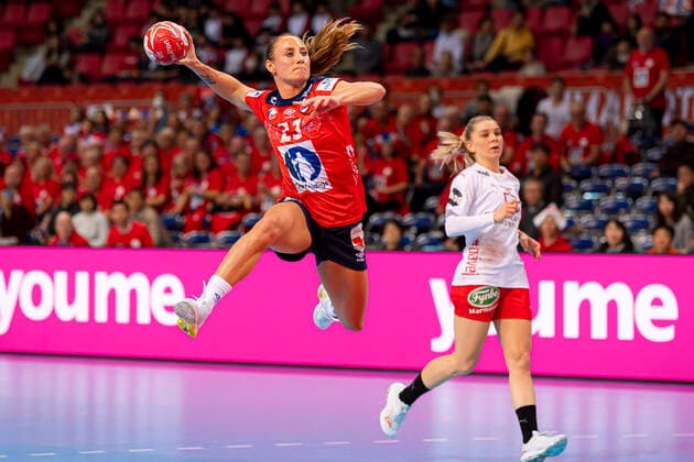 Handball, Frauen: WM 2019, Hauptrunde, Gruppe 1, 6. Spieltag , Norwegen - Dänemark Camilla Herrem (Norwegen) Kumamoto Aqua Dome Kumamoto Japan