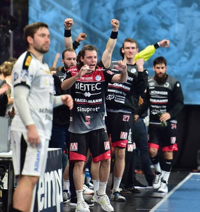 08.12.2019 - Handball - 1. Bundesliga LIQUI MOLY HBL - Saison 2019 2020 - 16.Spieltag: HC Erlangen Metropolregion Nürnberg HCE - SC DHfK Leipzig - OGo - Mannschaft Team Jubel Freude