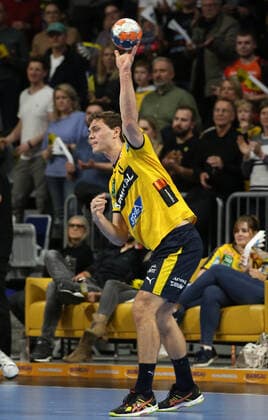 Handball, 1. Bundesliga: Rhein-Neckar-Löwen - Frisch Auf Göppingen, 16. Spieltag am 08.12.2019, Saison 2019 20, ZmdZ, Niclas Kirkelokke (6, Rhein Neckar Löwen), Rhein-Neckar-Löwen - Frisch Auf Göppingen