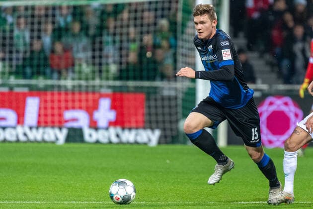 GER, 1.FBL, Werder Bremen vs SC Paderborn 08.12.2019, wohninvest Weserstadion, Bremen, GER, 1.FBL, Werder Bremen vs SC Paderborn, DFL REGULATIONS PROHIBIT ANY USE OF PHOTOGRAPHS AS IMAGE SEQUENCES AND OR QUASI-VIDEO. im Bild Luca Kilian (Paderborn 15) *** GER, 1 FBL, Werder Bremen vs. SC Paderborn 08 12 2019, wohninvest Weserstadion, Bremen, GER, 1 FBL, Werder Bremen vs. SC Paderborn, DFL REGULATIONS PROHIBIT ANY USE OF PHOTOGRAPHS AS IMAGE SEQUENCES AND OR QUASI VIDEO Luca Kilian Paderborn 15 nordphotoxKokenge nph00001