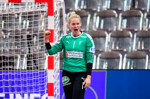 Sandra Toft. Danmark moeder Holland, i mellemrunden i Gruppe 1, under Kvindernes Haandbold VM i Aqua Dome Kumamoto i Japan, mandag den 9. december 2019. , Kumamoto Denmark Copyright: BoxAmstrupx cop222 spdk20191209-100351-L